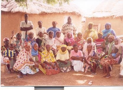Equip forty women in Bunlun with farming skills