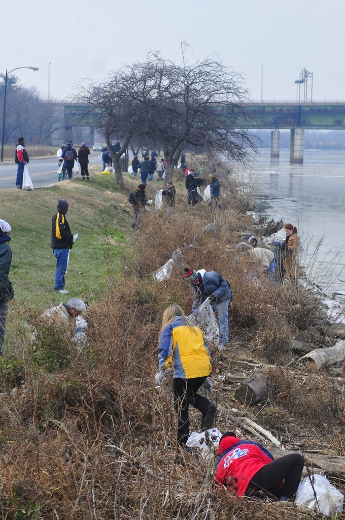 Metro D.C. Youth Service Initiative