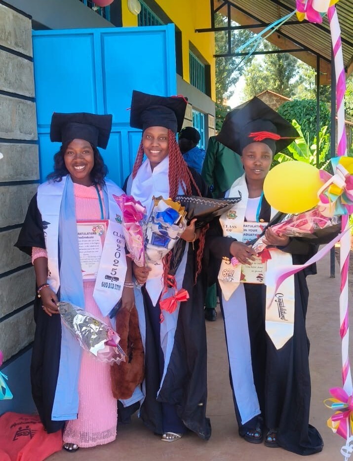 Faith, Maureen and Ann at their graduation