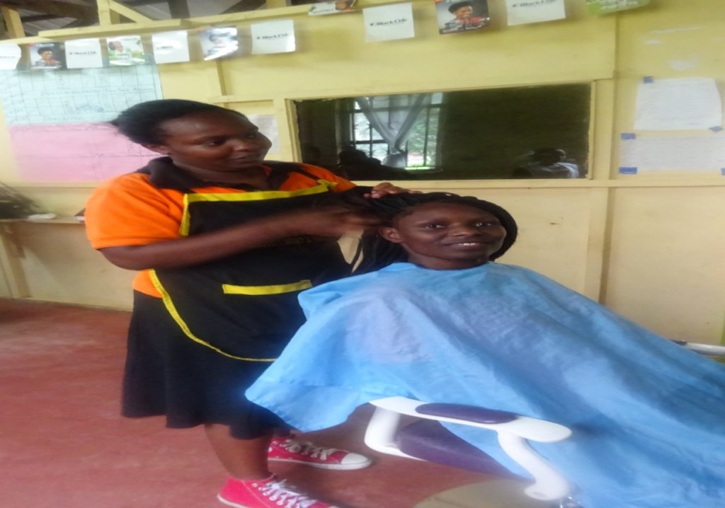 Sustainable Economic Empowerment for 200slum women