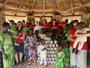 Distribution of powdered milk
