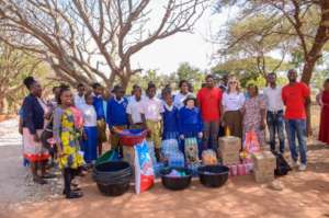 Gift presentation to Buigiri School