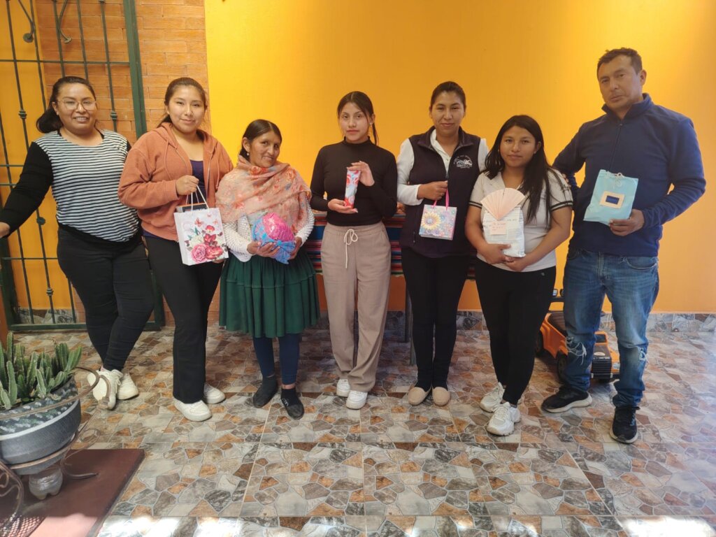 Ayllu team sharing gifts