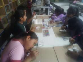 children learning painting