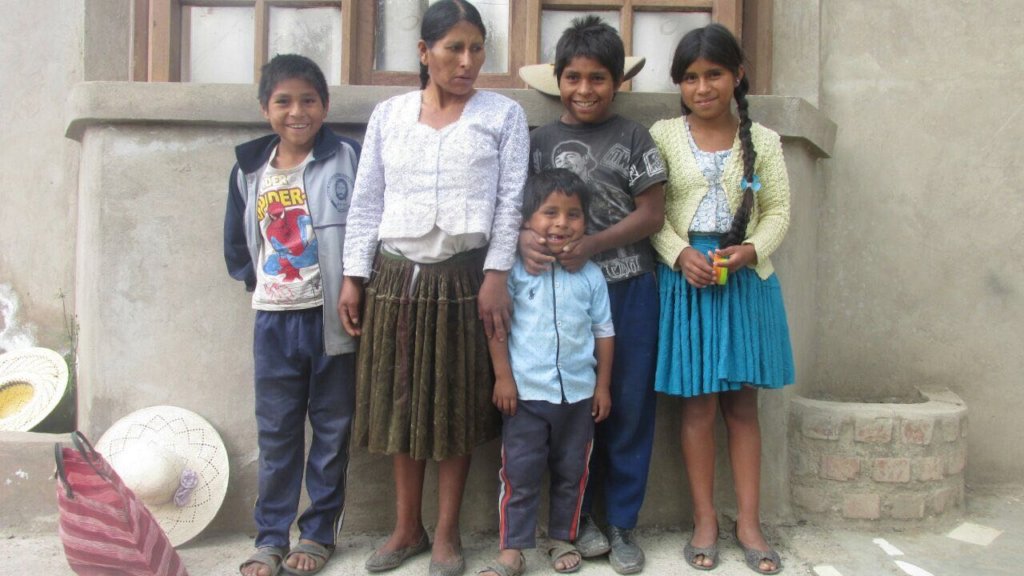 Support 125 children at Refugio Rafael in Bolivia