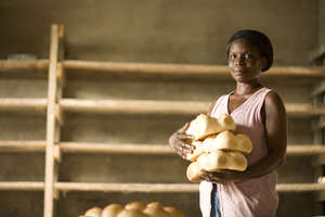Vida Ankrah Selling Bread