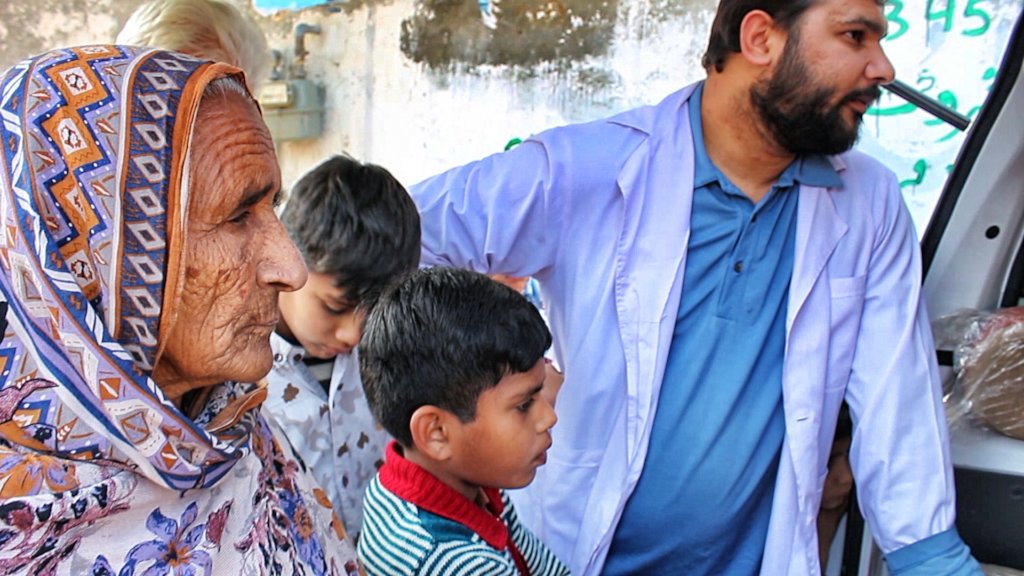 Help The Pregnant Women & Children In Pakistan