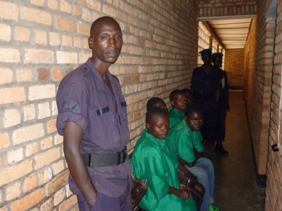 Provide Hope for 100 Zimbabwean Detainees