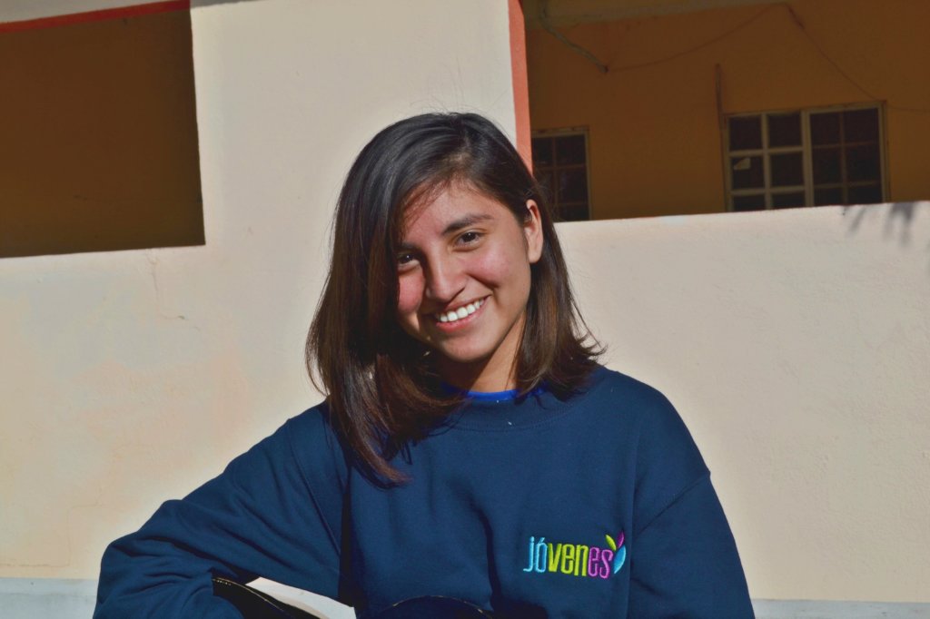 Help 228 Mexican teenagers to stay in school