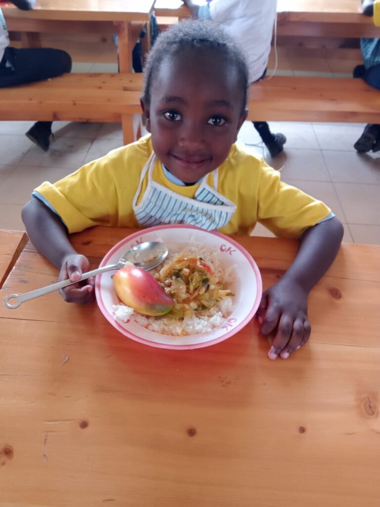 Let's Keep Food on 560 Needy Children's Plates