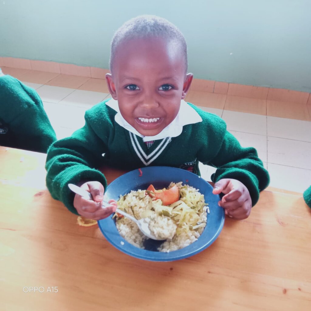 Let's Keep Food on 560 Needy Children's Plates