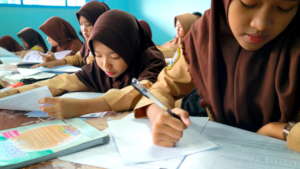 AMK students preparing for national exam