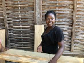 Train Hundreds of Haitian Women Beekeepers