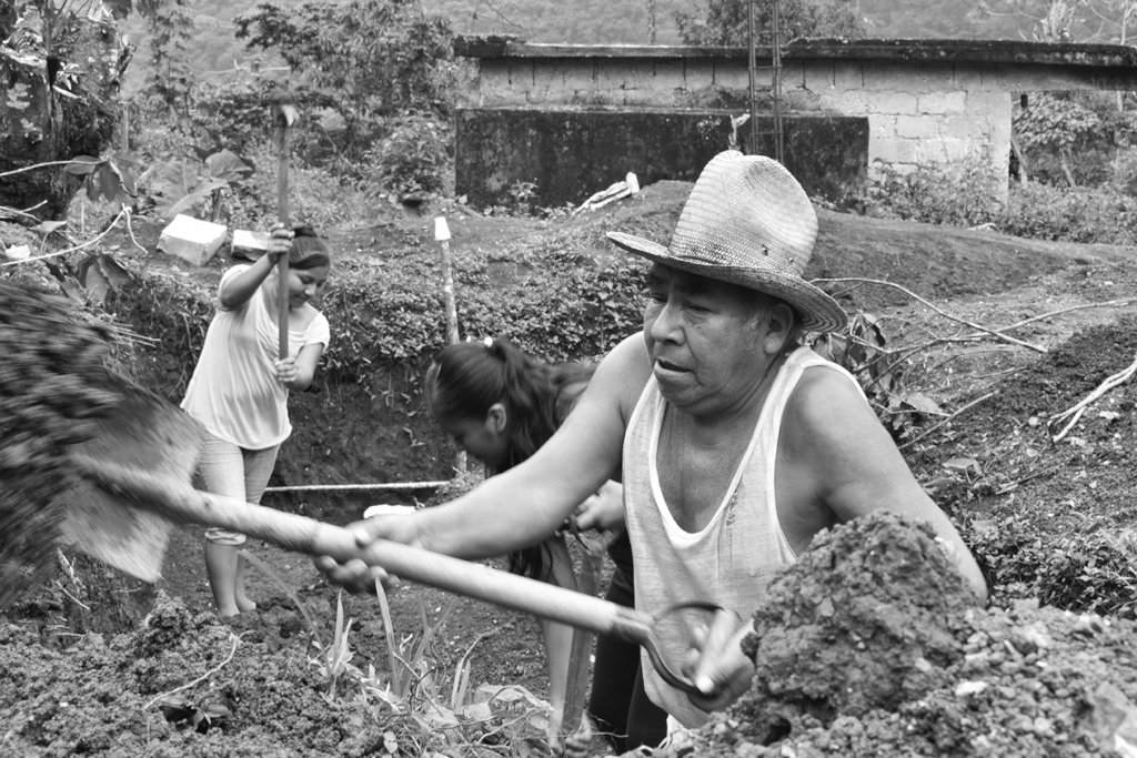 Productive Rural School: education and autonomy