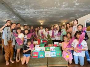 Group photo at the Christmas workshop