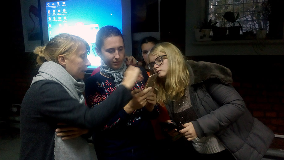 Support Storytelling By Women Living in Palestine