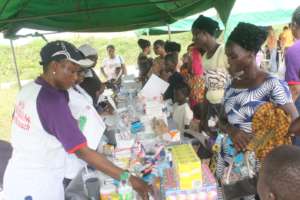 Outreach Pharmacy with free drugs for participant