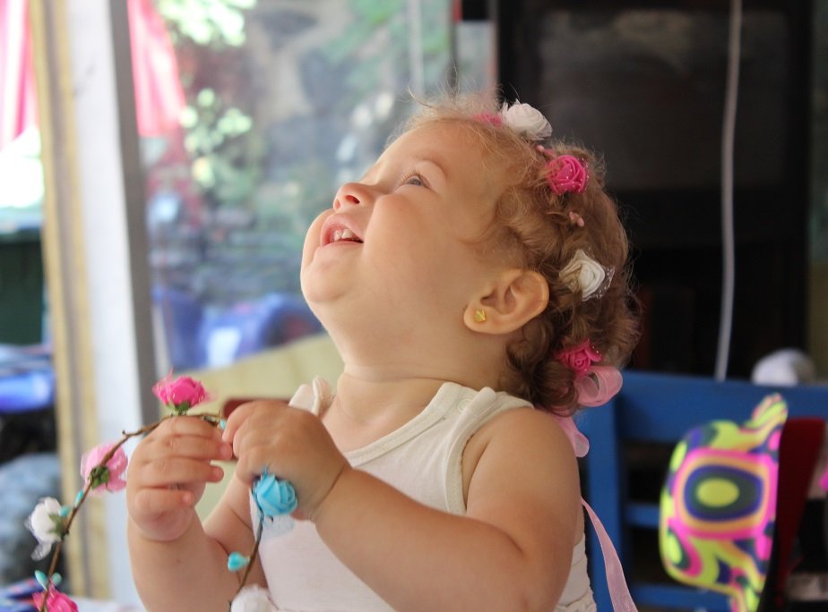 "Help the Babies Grow Healthy"