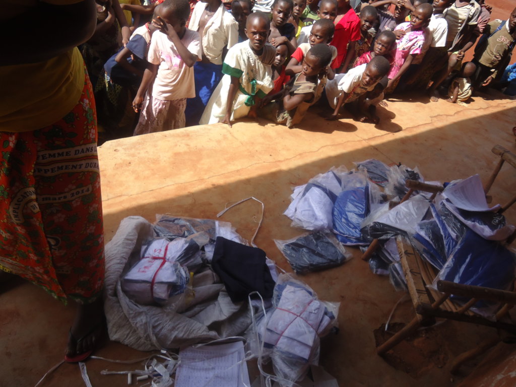 Education to 2500 war victims pupils  in Djugu DRC