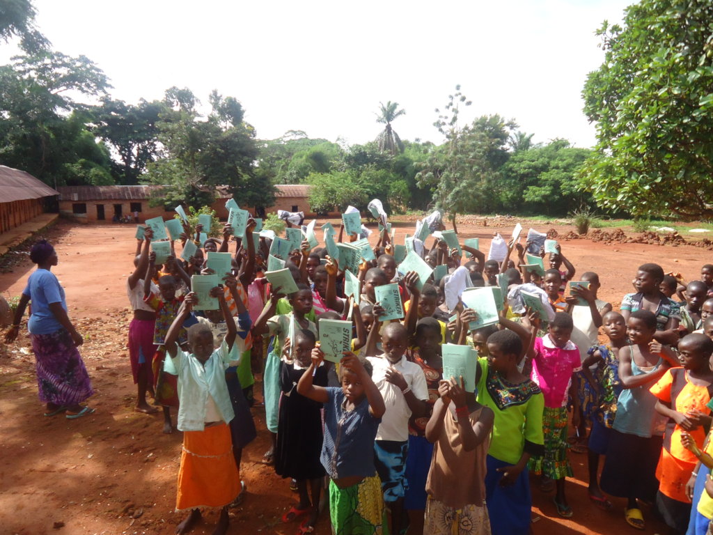 Education to 2500 war victims pupils  in Djugu DRC