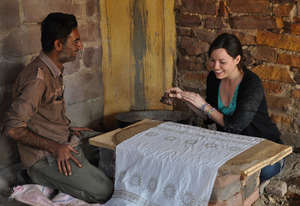 Kari learns batik at KRV workshop