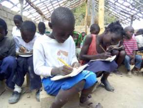 NO DESKS