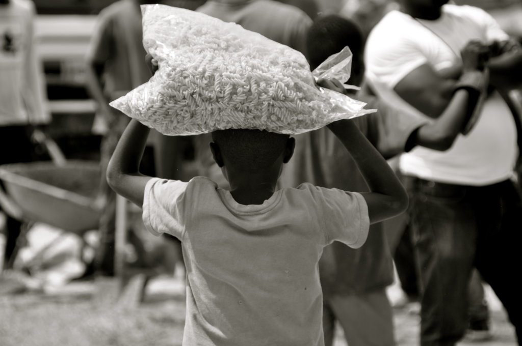 Haiti children in desperate need of food and water
