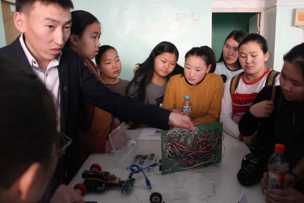 Support Robotics&Coding lab for girls in Mongolia