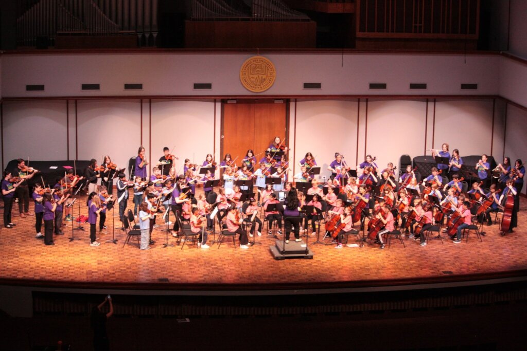 JOY and BRAVO Perform at GFU in 50th Jubilee!
