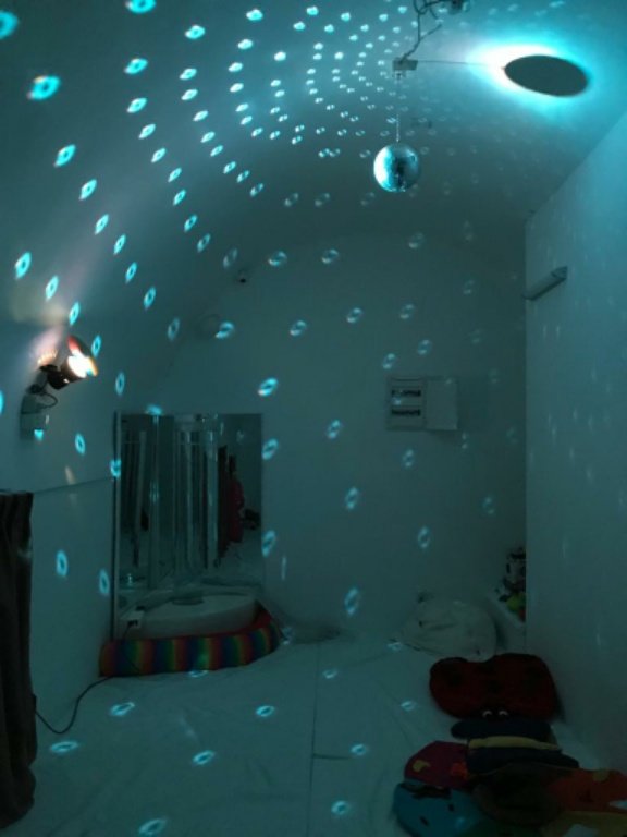 A sensory room for traumatized kids, Palestine