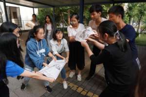 Rui participating in Shining Star training