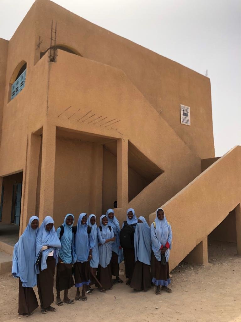 Middle school girls receiving scholarships
