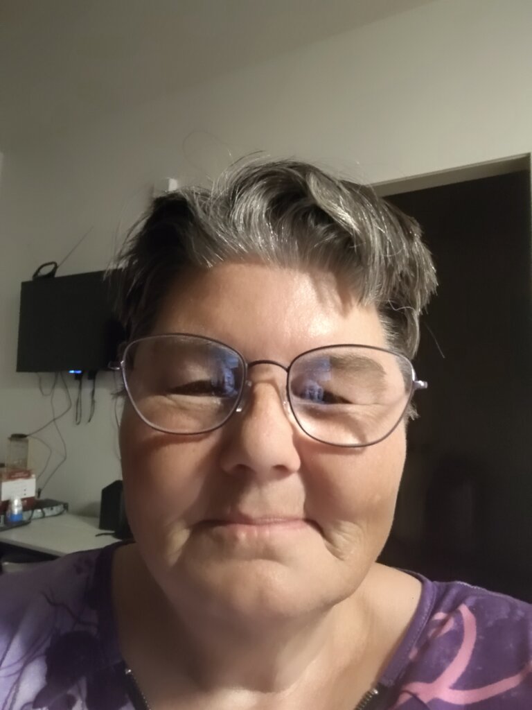 Sheila, 57 from Kentucky with her New Eyes glasses