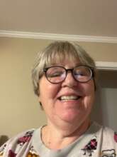 Kentucky resident wearing her New Eyes glasses