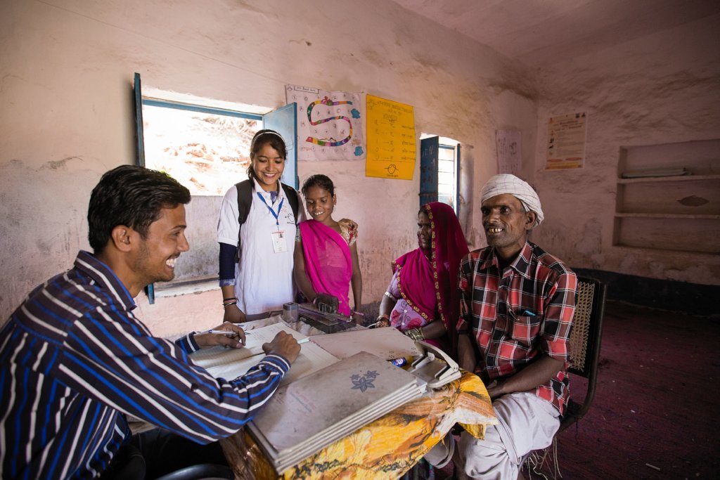 Support 9500 Girls in Rural India Go To School !
