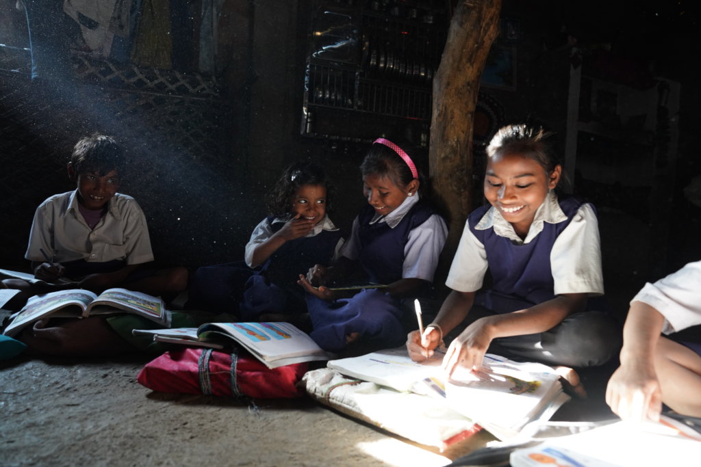 Support 9500 Girls in Rural India Go To School !