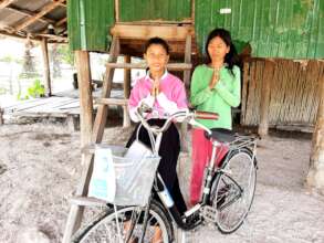 Sreythorn with her mother