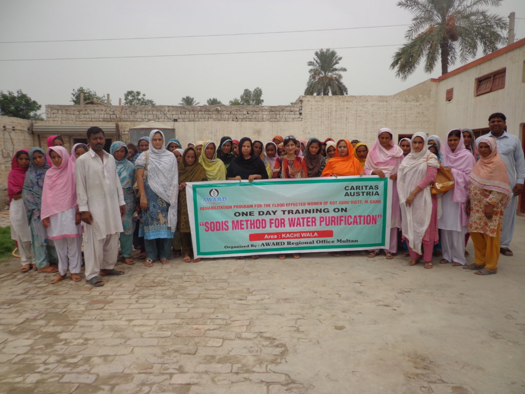 Computer literacy for 400 poor Pakistani girls