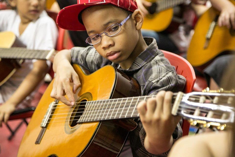 Help build a better future for kids in Brazil!
