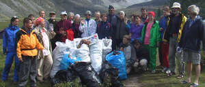 International crew from 2006 clean-up