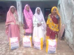 Mothers of students with their groceries