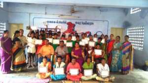 Successful Trainees with the certificates