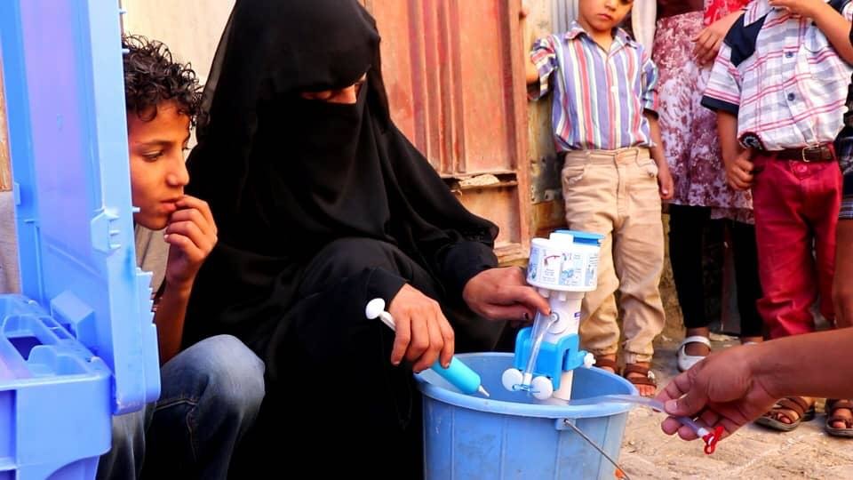 Provide clean water and humanitarian aid to Yemen