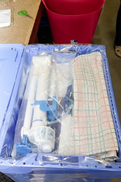 Provide clean water and humanitarian aid to Yemen
