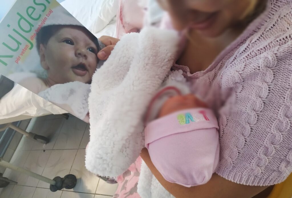 Breastfeeding help mom baby