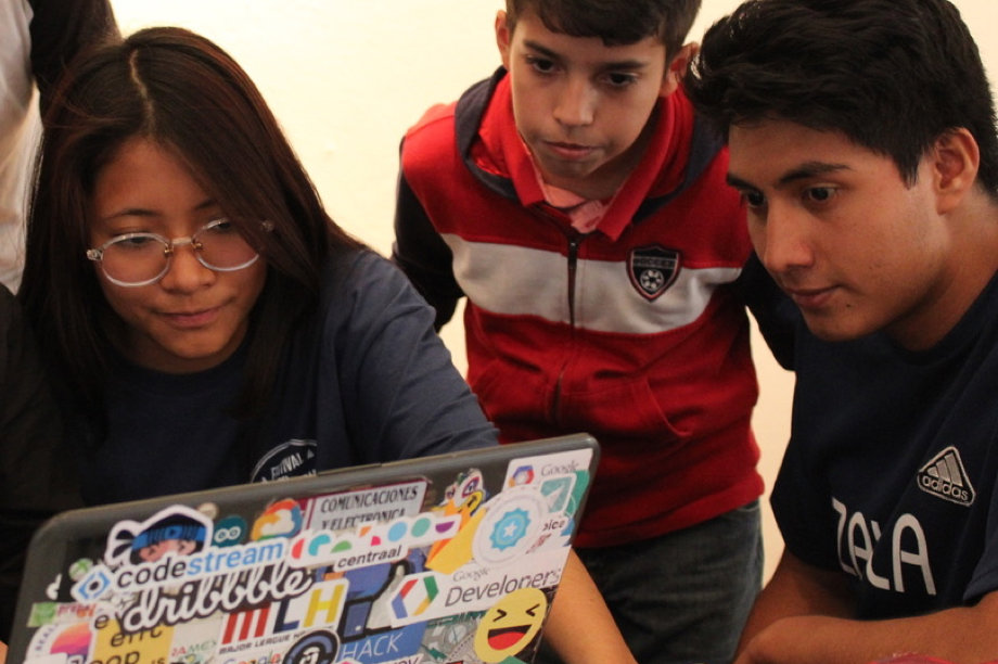 Build young women tech job opportunities in Mexico