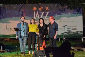 Jazz sings in Bulgarian
