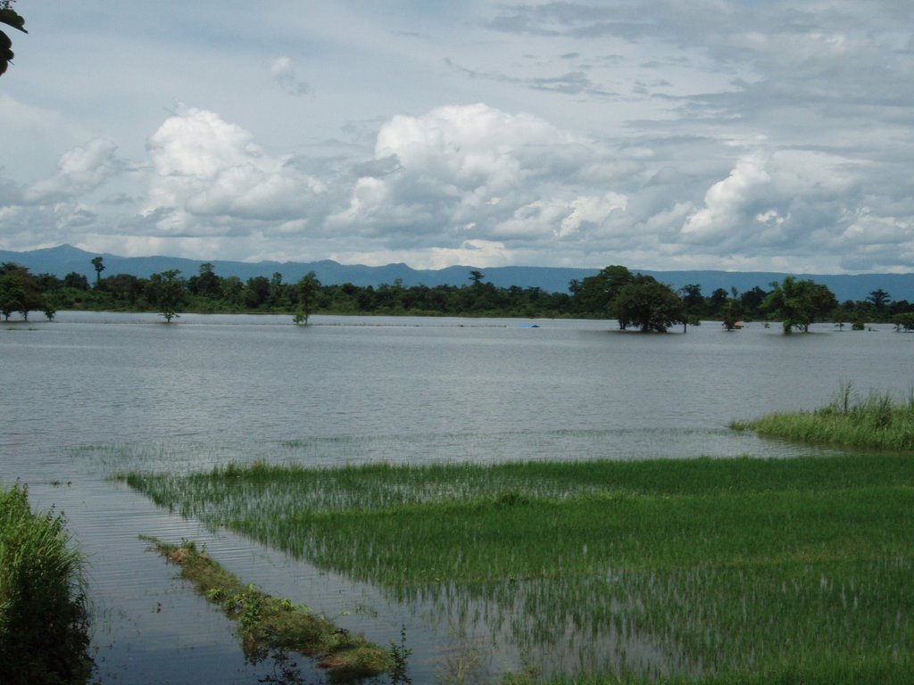 Relief Fund to help Lao Victims of Typhoon Ketsana