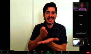 The president of the Argentine Deaf Confederation
