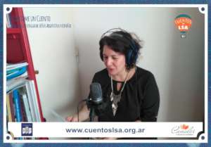 Lorena records her voice in Spanish
